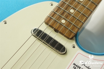 MADE IN JAPAN TRADITIONAL 60S TELECASTER - Lake Placid Blue
